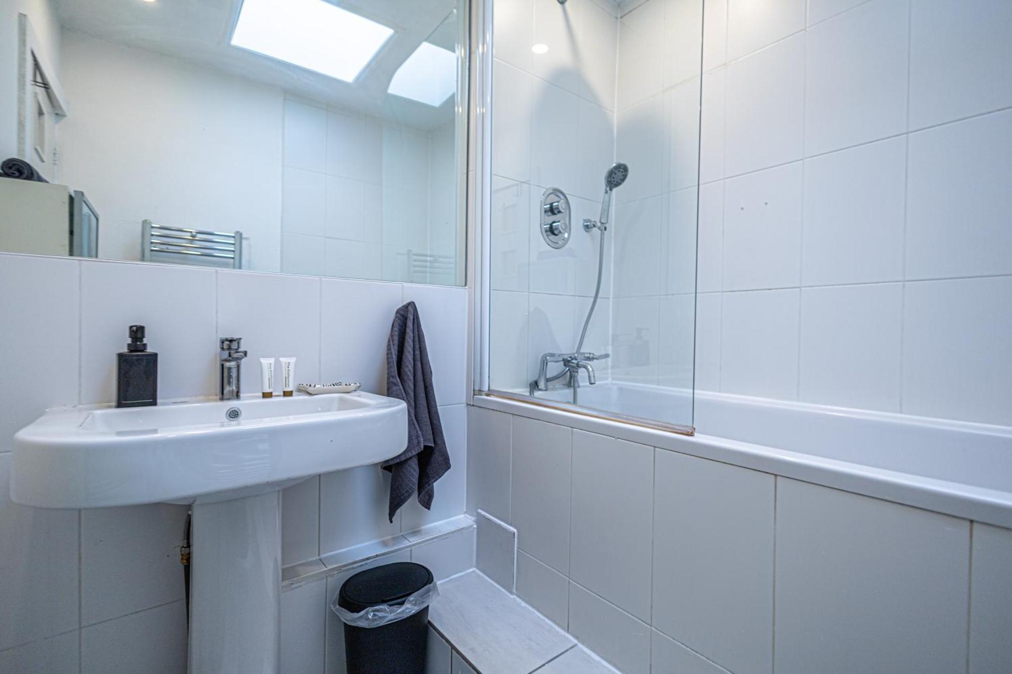 Appartement 2 Bed Camden Town Sec To Tube Londres